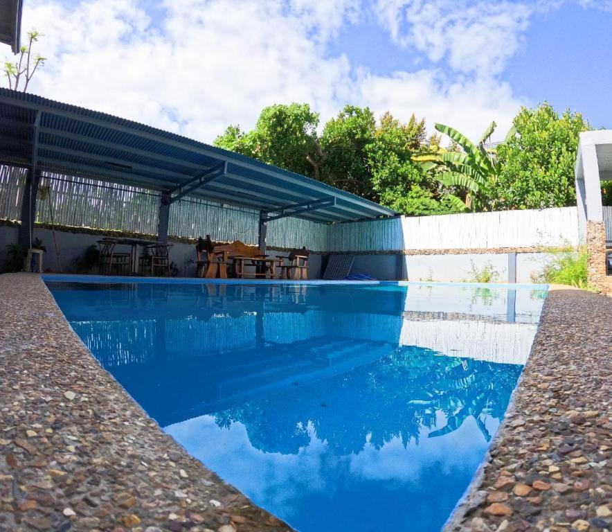 Lucky Tito Coron Dive Resort Luaran gambar
